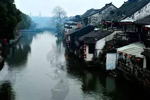 追寻鞋子的历史之旅:“从原始兽皮到现代超纤”